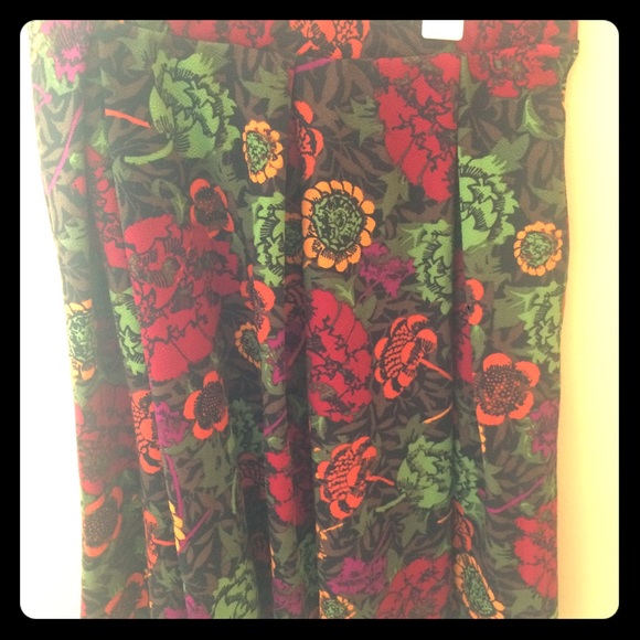 LuLaRoe Dresses & Skirts - LulaRoe Madison - M - Never Worn